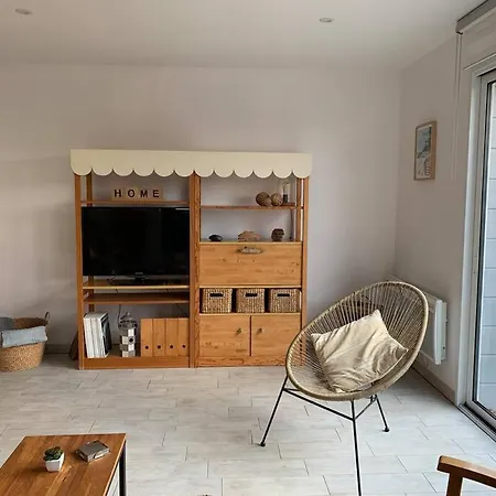 Tres Beau Neuf Et Fonctionnel Aux Portes Du Mans Et Du Circuit Holiday home Teloche