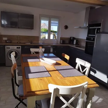 Tres Beau Neuf Et Fonctionnel Aux Portes Du Mans Et Du Circuit Ferienhaus *