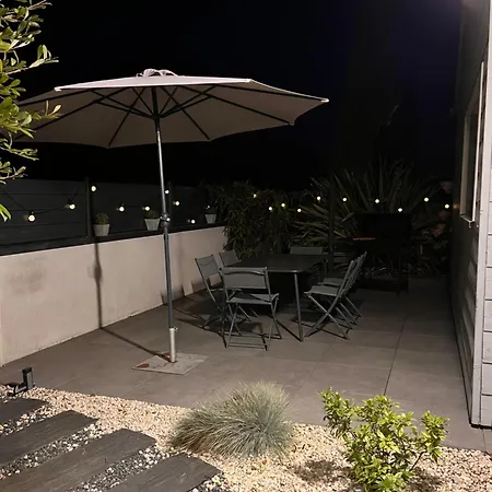 Tres Beau Neuf Et Fonctionnel Aux Portes Du Mans Et Du Circuit 度假居 *