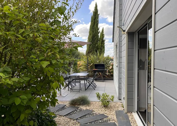 Prázdninový dům Tres Beau Neuf Et Fonctionnel Aux Portes Du Mans Et Du Circuit Teloché